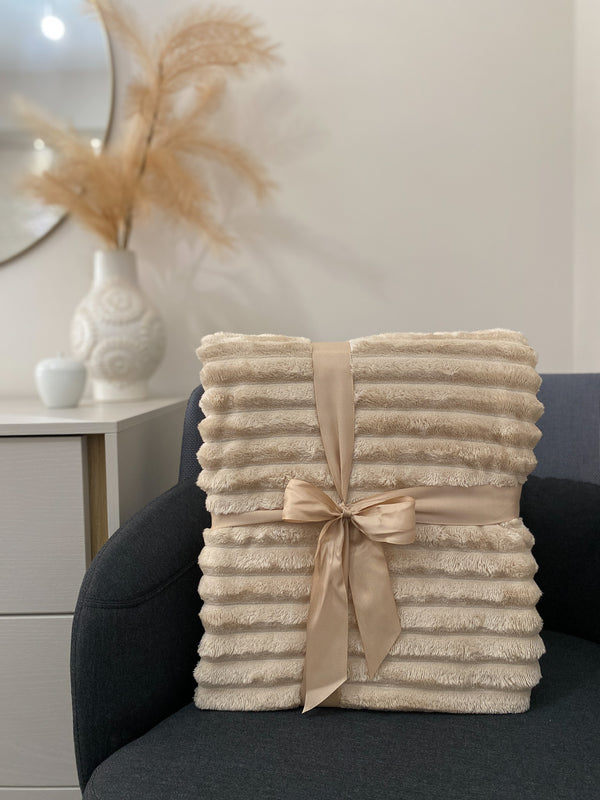 Plaid in velluto di corallo a coste