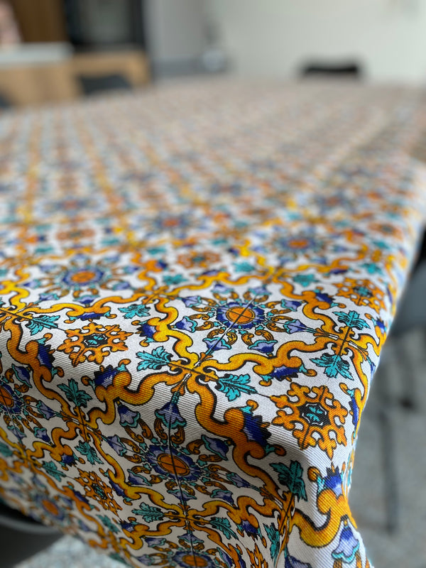Tovaglia da tavola fantasia CERAMICA