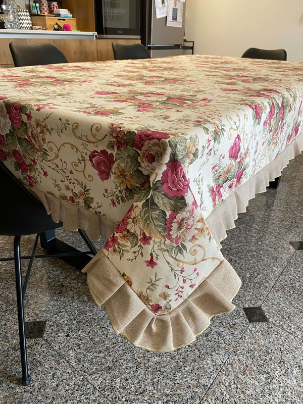 Tovaglia modello con volantino fantasia AMARILLI