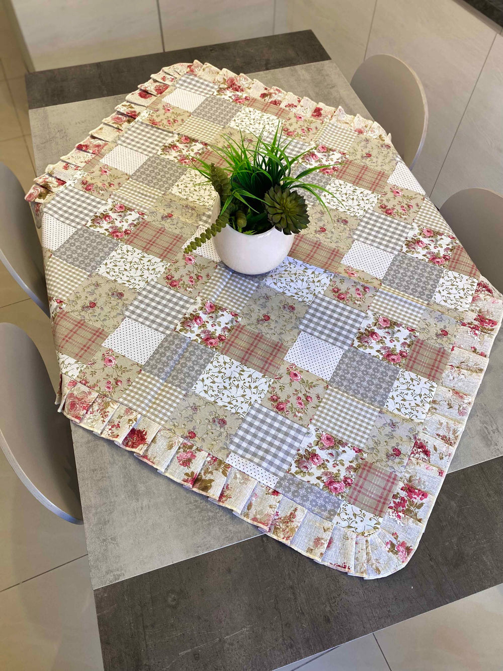 Centro tavola fantasia patchwork rosa