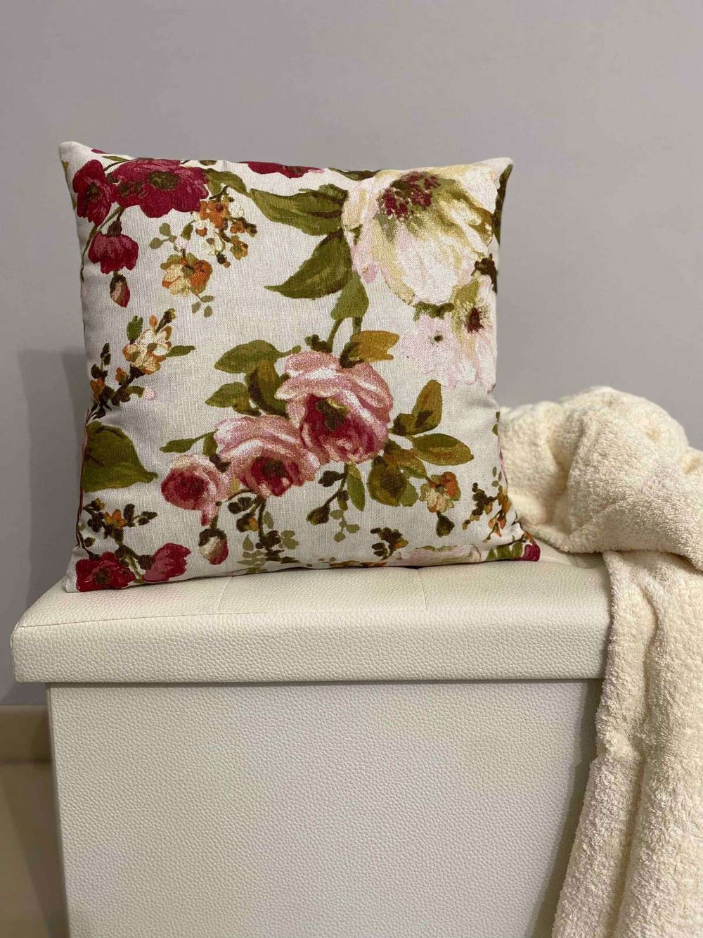Cuscino arredo fantasia romantic rosa