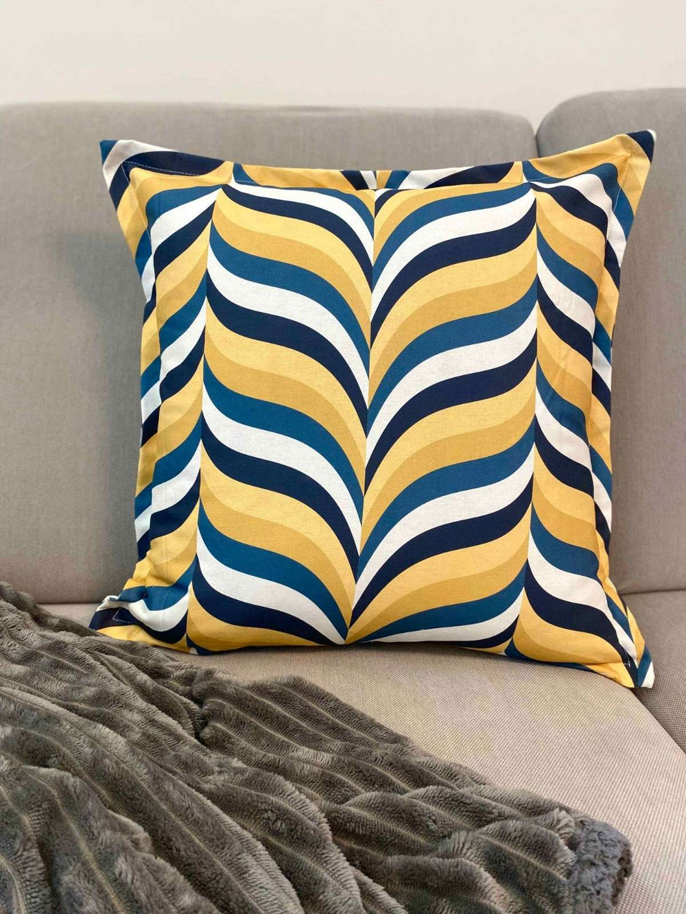Cuscino arredo fantasia malta blu