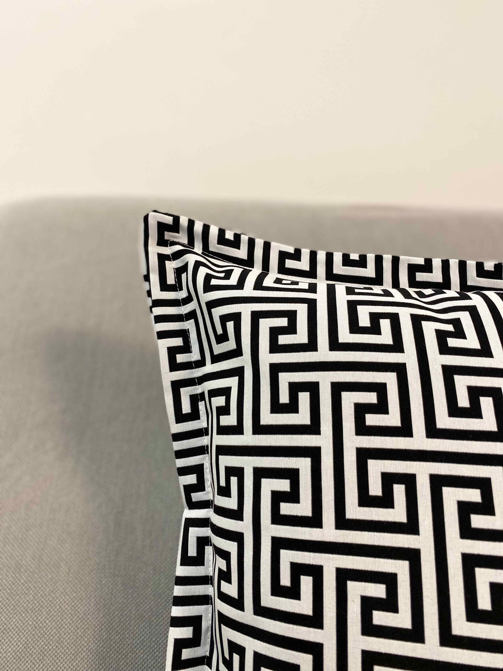 Cuscino arredo fantasia gobelin b&w 50x50cm