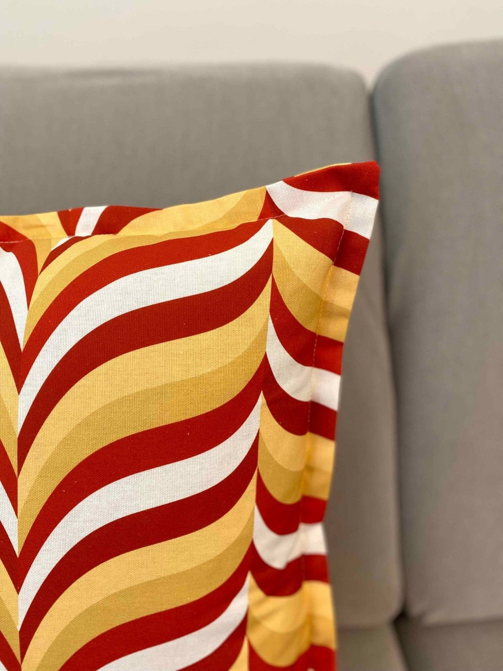 Cuscino arredo fantasia malta rosso