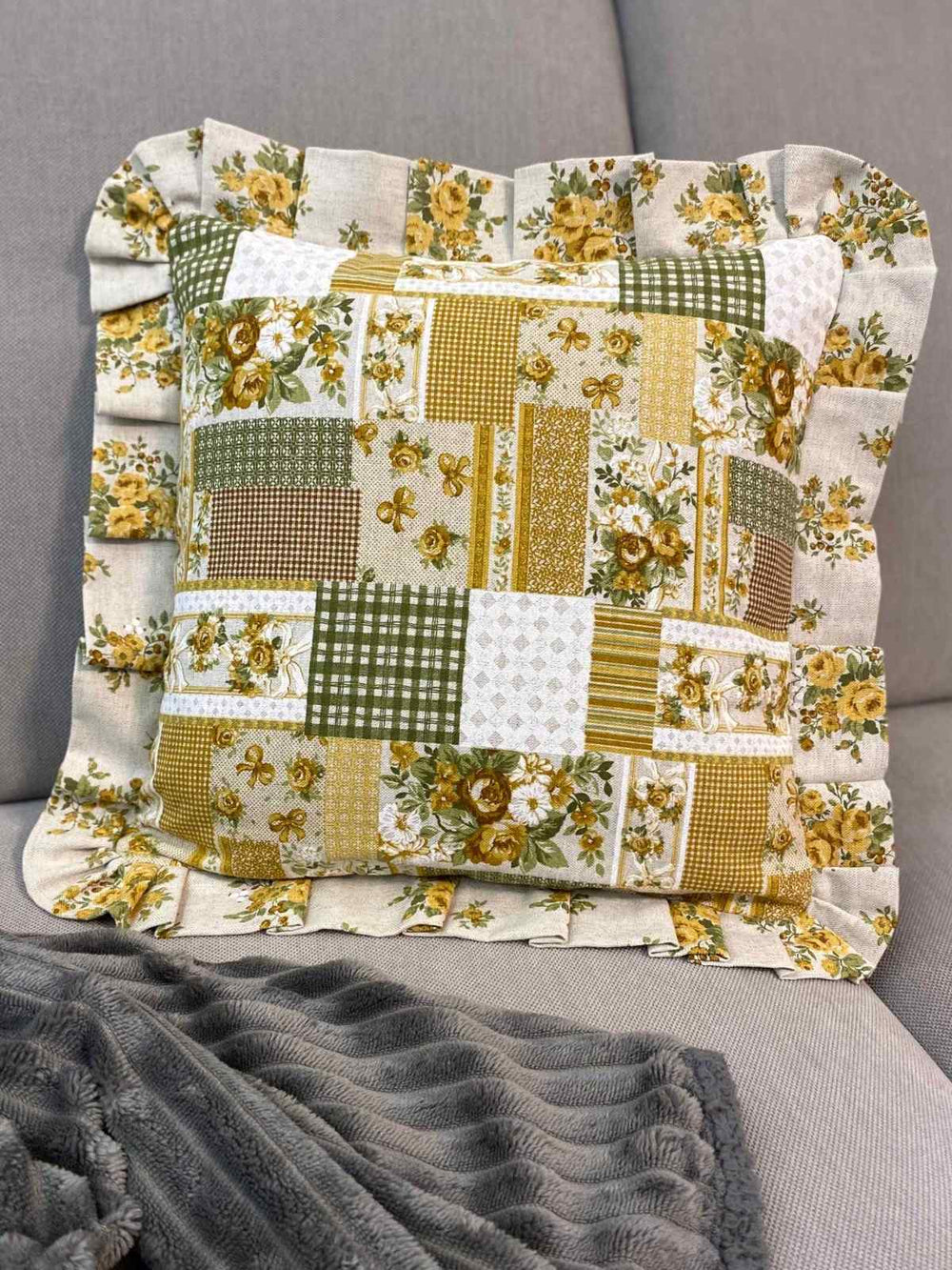 Cuscino arredo romantic fantasia PATCHWORK - verde