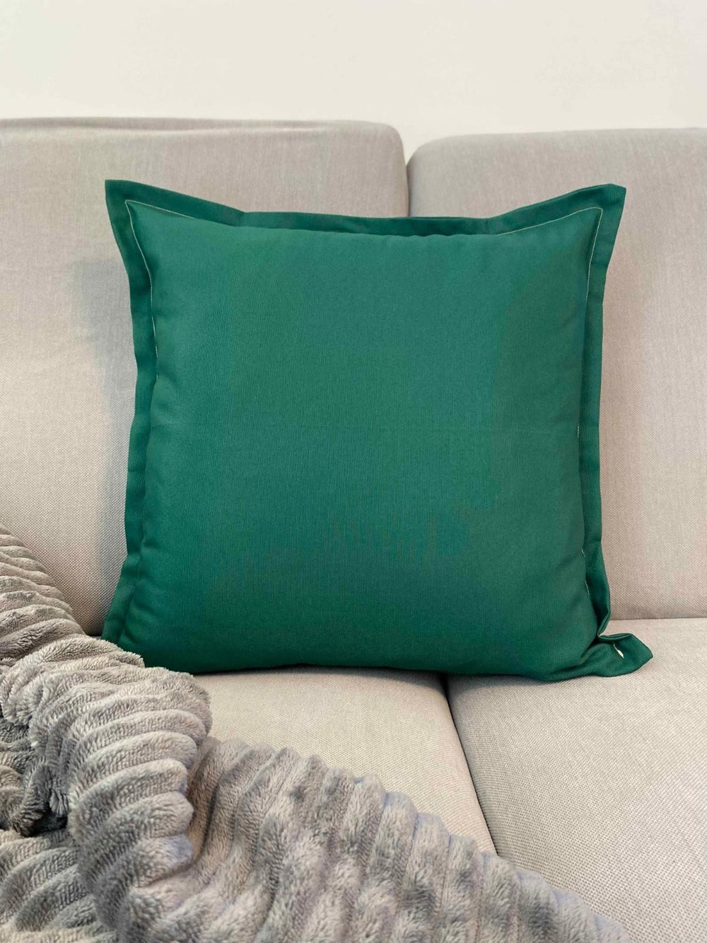 Cuscino arredo tinta unita verde