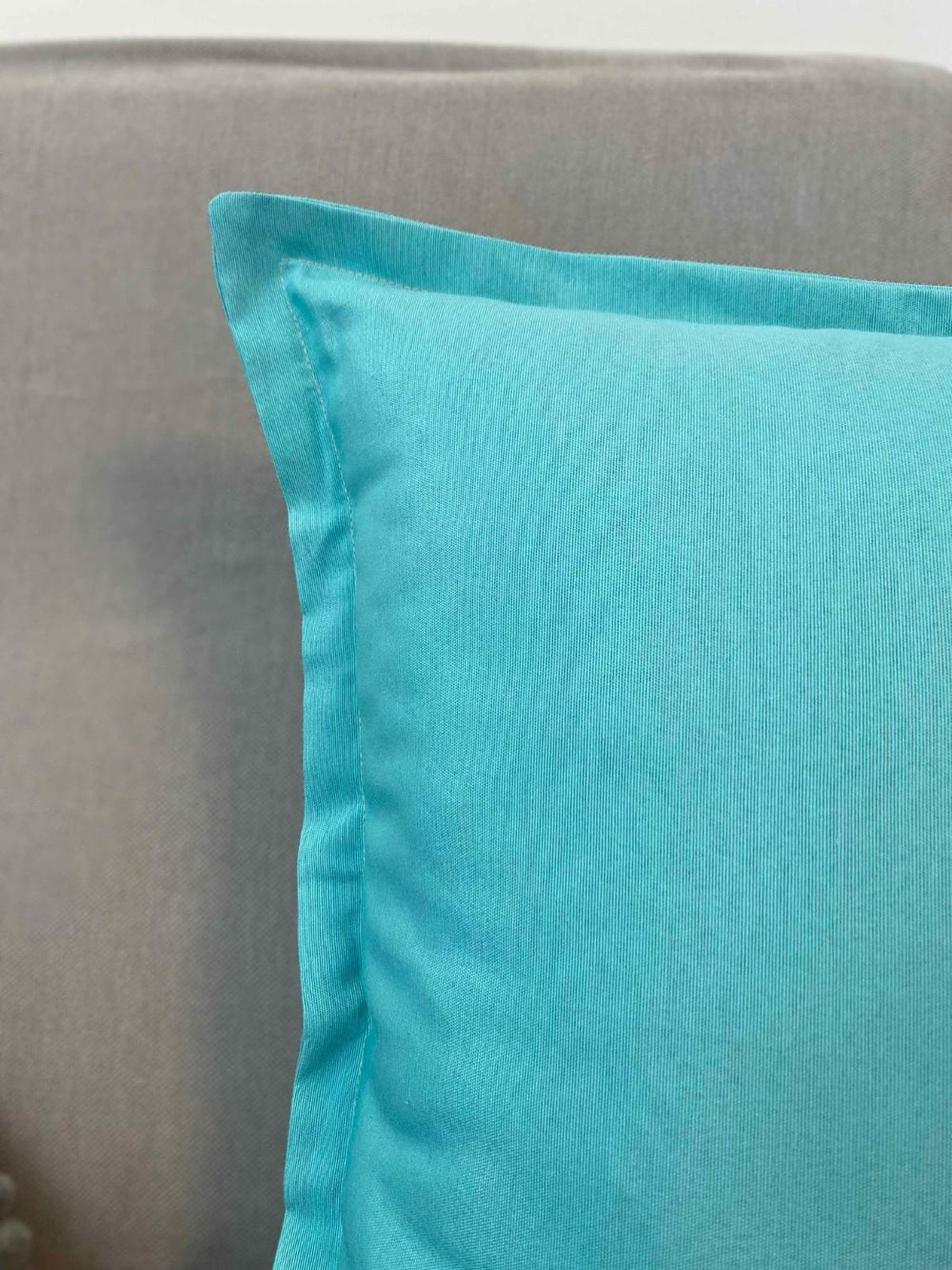 Cuscino arredo tinta unita azzurro tiffany